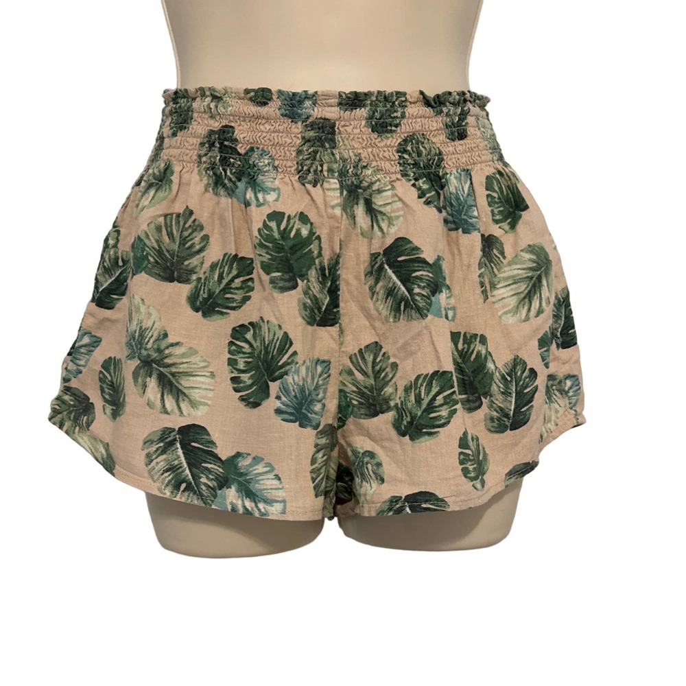 Forever 21 Womens XS Tropical Monstera Leaf Smocked‎ Waist Shorts Tan Green